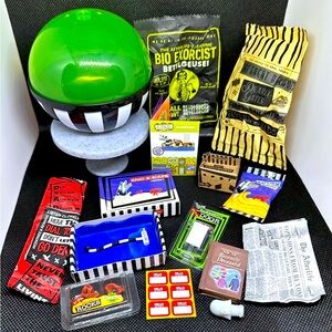MGA Miniverse Make It Mini Halloween Series 2 Beetlejuice Sandworm ULTRA RARE!
